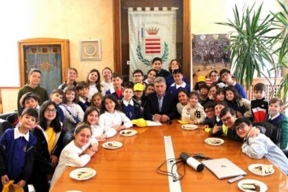 Il sindaco di Barletta incontra gli alunni della scuola "Fraggianni"
