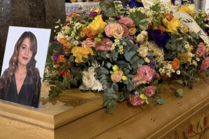Gelosia, possesso e maschilismo: “rozza cultura” dietro il femminicidio di Stefania. L’omelia del vescovo