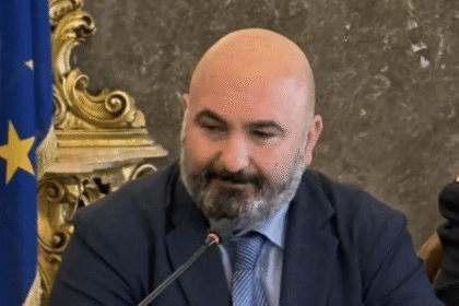 Manifestazione di Forza Nuova a Foggia, De Santis: “La città resti democratica e antifascista, evitare provocazioni”