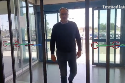Aeroporto Gino Lisa senza biglietteria, De Leonardis: “Disservizio grave per i passeggeri”