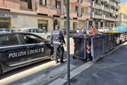 Cassonetti incendiati nel quartiere ferrovia, denunciato anche un 20enne foggiano