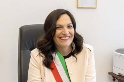 San Giovanni Rotondo, Floriana Natale presta giuramento: “Inizia un lavoro serio al servizio della città”