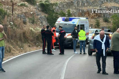 Tragedia sul Gargano, arrestato per omicidio stradale il 18enne che ha investito l’amico dopo festa