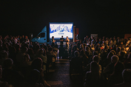 A Foggia torna “Schermi”, il cinema itinerante che porta i film nei quartieri: da Maria Chiara Giannetta a Matilde G