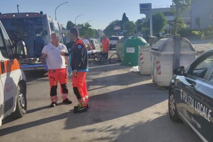 Scontro tra auto e bicicletta a Foggia, ciclista di 63 anni finisce in ospedale