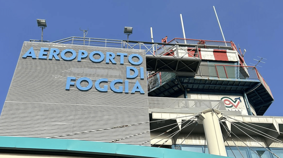 Mondo Gino Lisa scrive a Decaro: “Serve un incontro sul futuro dell’aeroporto di Foggia”