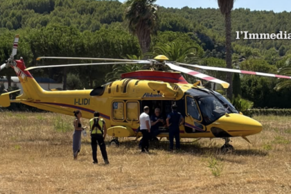 Turista di 19 anni colpito da una gravissima emorragia a Peschici: salvato dalla corsa contro il tempo di medico ed elisoccorso