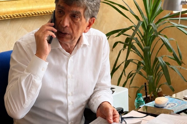 Crisi politica, Cannito cerca i numeri: revoca un assessore e tratta per ricompattare la maggioranza